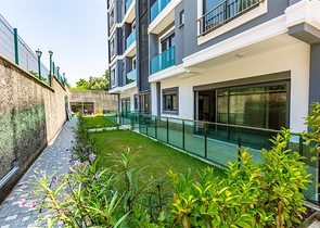 مجمع فاخر انيق -قريب من البحر - في افسلار / الانيا 