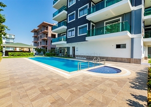 مجمع فاخر انيق -قريب من البحر - في افسلار / الانيا 