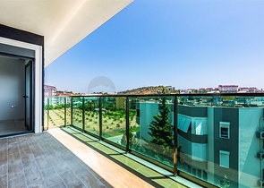 مجمع فاخر انيق -قريب من البحر - في افسلار / الانيا 