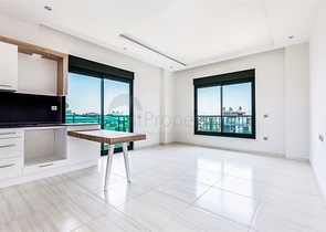 مجمع فاخر انيق -قريب من البحر - في افسلار / الانيا 