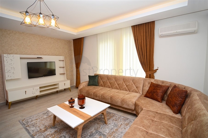 مجمع انيق -دوبلكس 2 غرفة وصالة - قريبة من البحر - في كاستل / الانيا 