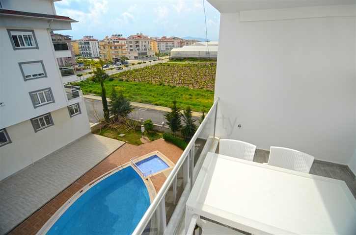 مجمع انيق -دوبلكس 2 غرفة وصالة - قريبة من البحر - في كاستل / الانيا 