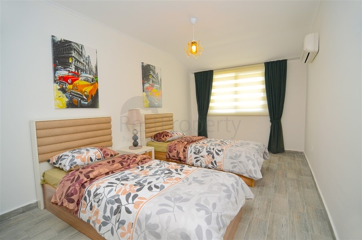 مجمع انيق -دوبلكس 2 غرفة وصالة - قريبة من البحر - في كاستل / الانيا 