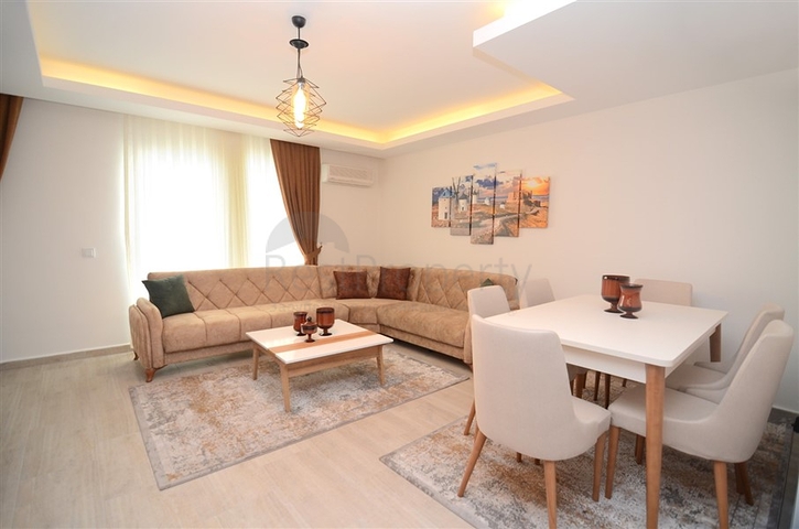 مجمع انيق -دوبلكس 2 غرفة وصالة - قريبة من البحر - في كاستل / الانيا 