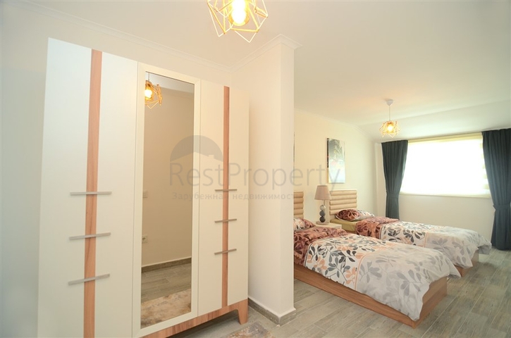 مجمع انيق -دوبلكس 2 غرفة وصالة - قريبة من البحر - في كاستل / الانيا 