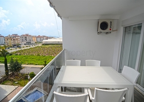 مجمع انيق -دوبلكس 2 غرفة وصالة - قريبة من البحر - في كاستل / الانيا 