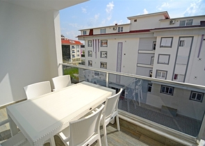 مجمع انيق -دوبلكس 2 غرفة وصالة - قريبة من البحر - في كاستل / الانيا 