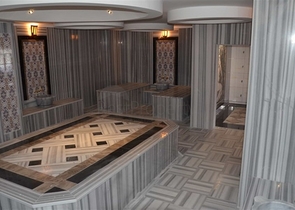 مجمع انيق -دوبلكس 2 غرفة وصالة - قريبة من البحر - في كاستل / الانيا 