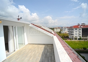 مجمع انيق -دوبلكس 2 غرفة وصالة - قريبة من البحر - في كاستل / الانيا 