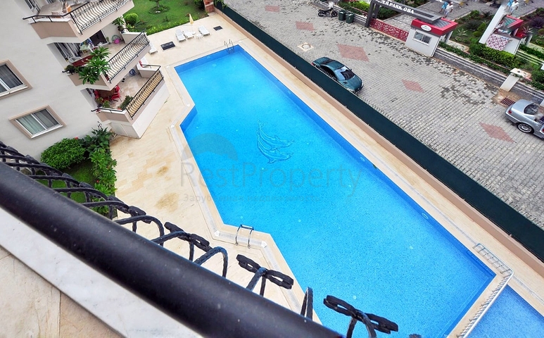 موقع مميز -شقة عائلية 2 غرفة وصالة -في اوبا / الانيا 