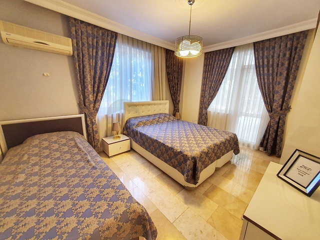 موقع مميز -شقة عائلية 2 غرفة وصالة -في اوبا / الانيا 