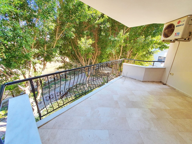 موقع مميز -شقة عائلية 2 غرفة وصالة -في اوبا / الانيا 