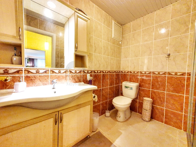 موقع مميز -شقة عائلية 2 غرفة وصالة -في اوبا / الانيا 