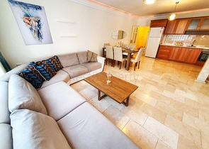 موقع مميز -شقة عائلية 2 غرفة وصالة -في اوبا / الانيا 