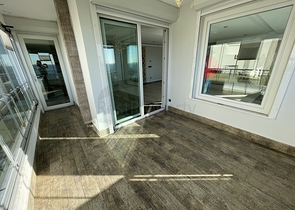 شقة فسيحة 3 + 1 مطلة على البحر الأبيض المتوسط ​​في لارا