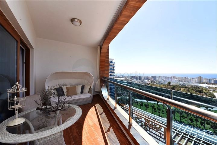 اطلالة بحر - شقة 2 غرفة وصالة -ضمن مجمع نظام فندقي -في الانيا 