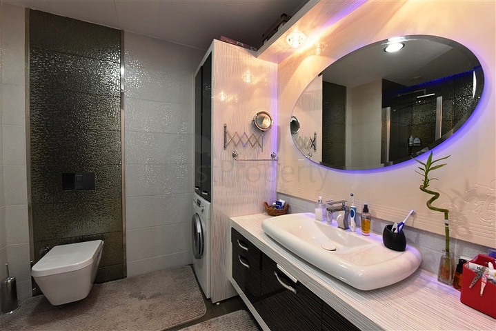 اطلالة بحر - شقة 2 غرفة وصالة -ضمن مجمع نظام فندقي -في الانيا 