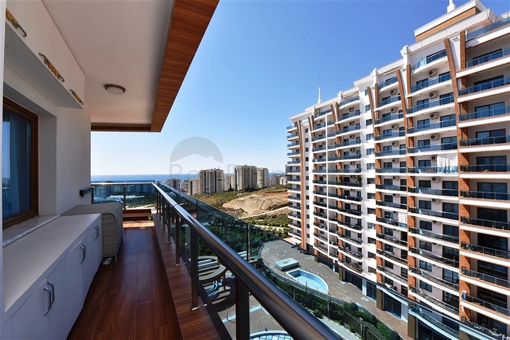 اطلالة بحر - شقة 2 غرفة وصالة -ضمن مجمع نظام فندقي -في الانيا 