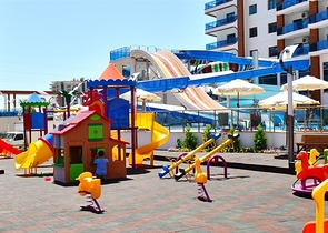 اطلالة بحر - شقة 2 غرفة وصالة -ضمن مجمع نظام فندقي -في الانيا 