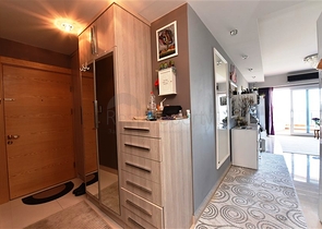 اطلالة بحر - شقة 2 غرفة وصالة -ضمن مجمع نظام فندقي -في الانيا 