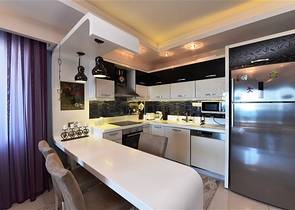 اطلالة بحر - شقة 2 غرفة وصالة -ضمن مجمع نظام فندقي -في الانيا 