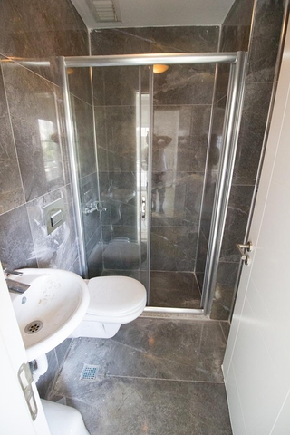 شقة فسيحة 3 + 1 بسعر مناسب في بيليك