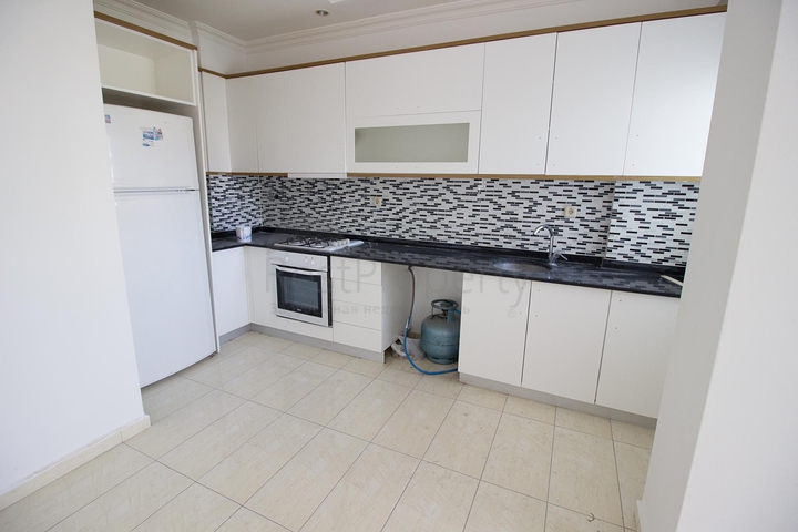 شقة فسيحة 3 + 1 بسعر مناسب في بيليك