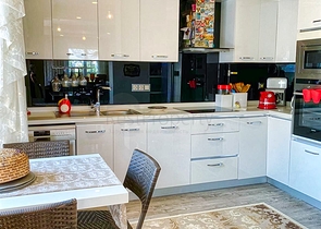 بنتهاوس 4 + 1 على مسافة قريبة من البحر في أنطاليا