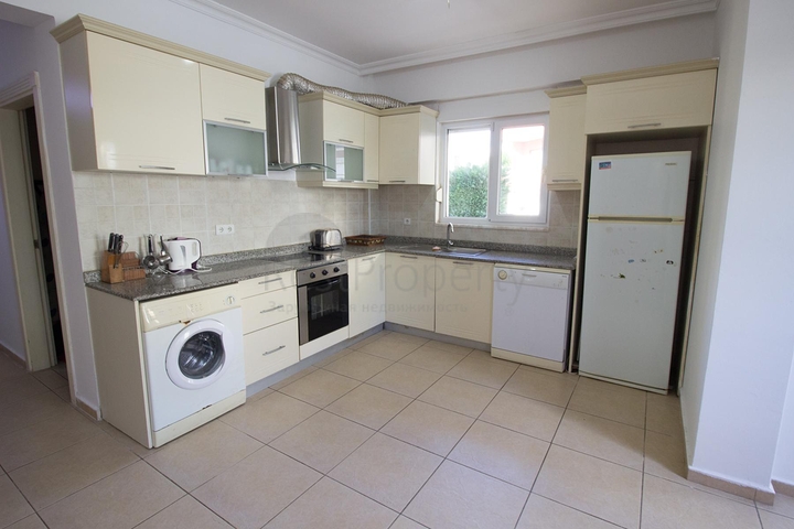 شقة 2 + 1 مع أثاث في بيليك أنطاليا