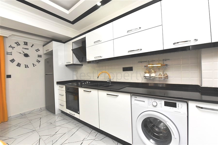 موقع مركزي مميز -شقة 2 غرفة وصالة -في مركز الانيا 