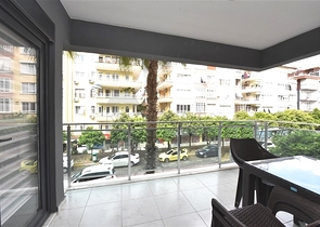 موقع مركزي مميز -شقة 2 غرفة وصالة -في مركز الانيا 