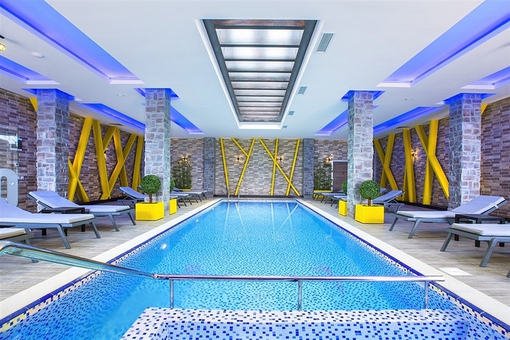 اطلالة بحر -شقة 1 غرفة وصالة -ضمن مجمع 5 نجوم -في افسلار / الانيا 