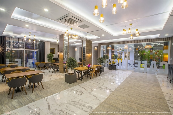 اطلالة بحر -شقة 1 غرفة وصالة -ضمن مجمع 5 نجوم -في افسلار / الانيا 