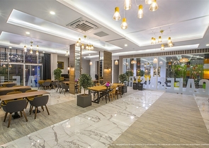 اطلالة بحر -شقة 1 غرفة وصالة -ضمن مجمع 5 نجوم -في افسلار / الانيا 