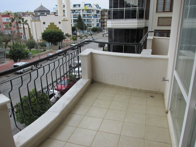 شقة ضمن منطقة مركزية - تصميم 2 غرفة وصالة -في اوبا / الانيا 