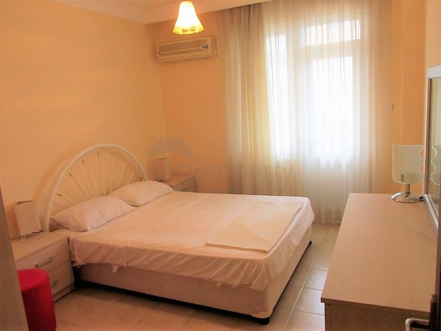 شقة ضمن منطقة مركزية - تصميم 2 غرفة وصالة -في اوبا / الانيا 