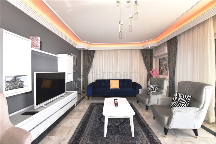 اطلالة بحر مباشرة - شقة عائلية 2 غرفة وصالة -ضمن مجمع - في مهموتلار / الانيا 