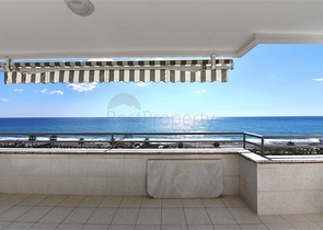 اطلالة بحر مباشرة - شقة عائلية 2 غرفة وصالة -ضمن مجمع - في مهموتلار / الانيا 