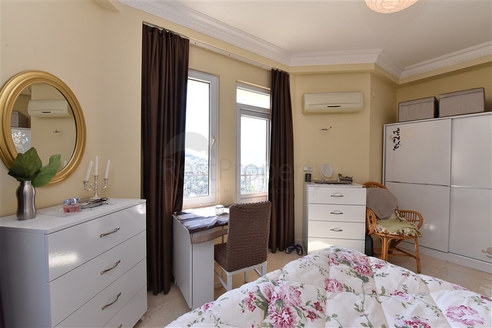 فيلا مستقلة - 3 غرف وصالة -ضمن مجمع يضم خدمات 5 نجوم -في كارجي جاك / الانيا 