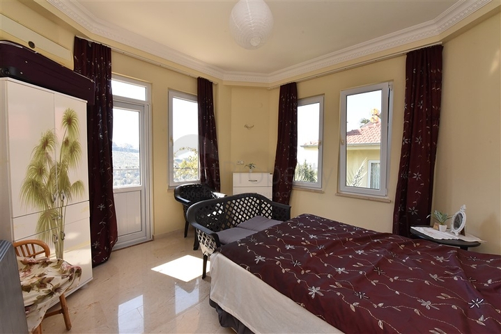 فيلا مستقلة - 3 غرف وصالة -ضمن مجمع يضم خدمات 5 نجوم -في كارجي جاك / الانيا 