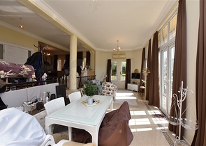 فيلا مستقلة - 3 غرف وصالة -ضمن مجمع يضم خدمات 5 نجوم -في كارجي جاك / الانيا 