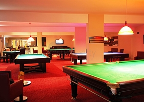 فيلا مستقلة - 3 غرف وصالة -ضمن مجمع يضم خدمات 5 نجوم -في كارجي جاك / الانيا 