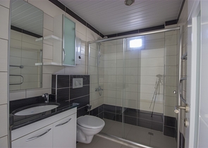 سعر منافس -شقة 2 غرفة وصالة -ضمن مجمع فاخر -في افسلار /الانيا 