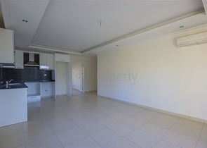 سعر منافس -شقة 2 غرفة وصالة -ضمن مجمع فاخر -في افسلار /الانيا 