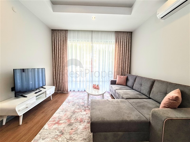 بجانب شاطئ كليوباترا -مجمع حديث - شقة غرفة وصالة -في مركز الانيا 