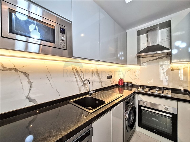 بجانب شاطئ كليوباترا -مجمع حديث - شقة غرفة وصالة -في مركز الانيا 