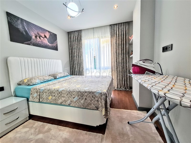 بجانب شاطئ كليوباترا -مجمع حديث - شقة غرفة وصالة -في مركز الانيا 