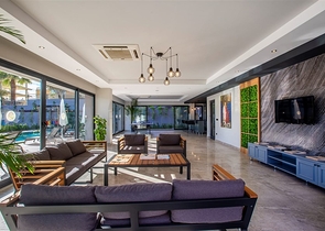 بجانب شاطئ كليوباترا -مجمع حديث - شقة غرفة وصالة -في مركز الانيا 