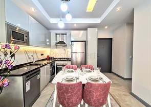 بجانب شاطئ كليوباترا -مجمع حديث - شقة غرفة وصالة -في مركز الانيا 