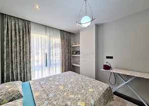 بجانب شاطئ كليوباترا -مجمع حديث - شقة غرفة وصالة -في مركز الانيا 